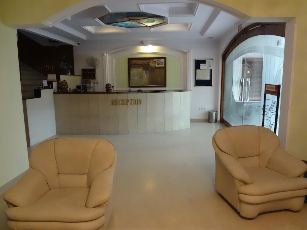 Hotel Pablas International, New Delhi, Near Metro Exterior foto