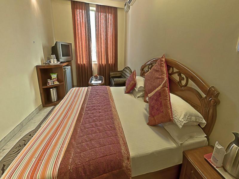 Hotel Pablas International, New Delhi, Near Metro Exterior foto