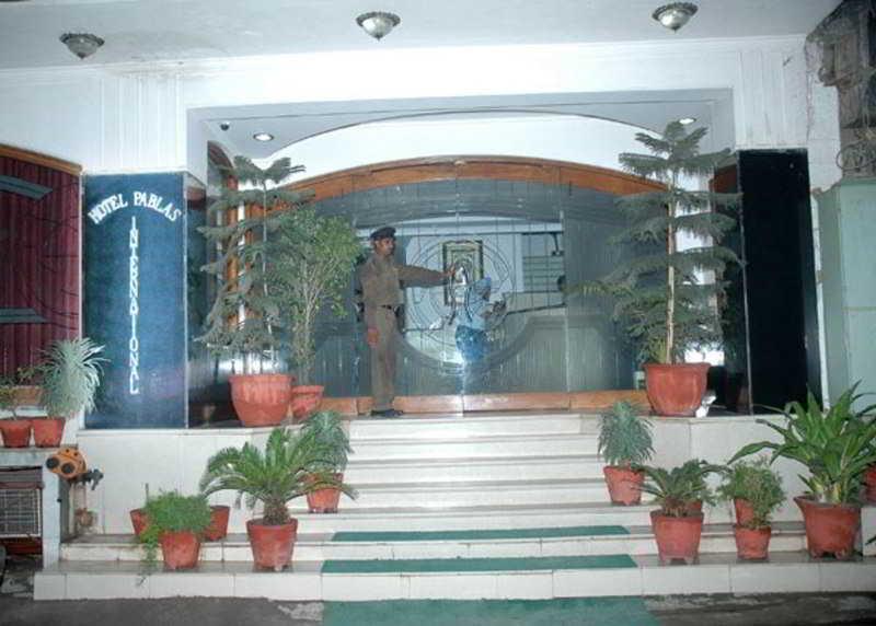 Hotel Pablas International, New Delhi, Near Metro Exterior foto