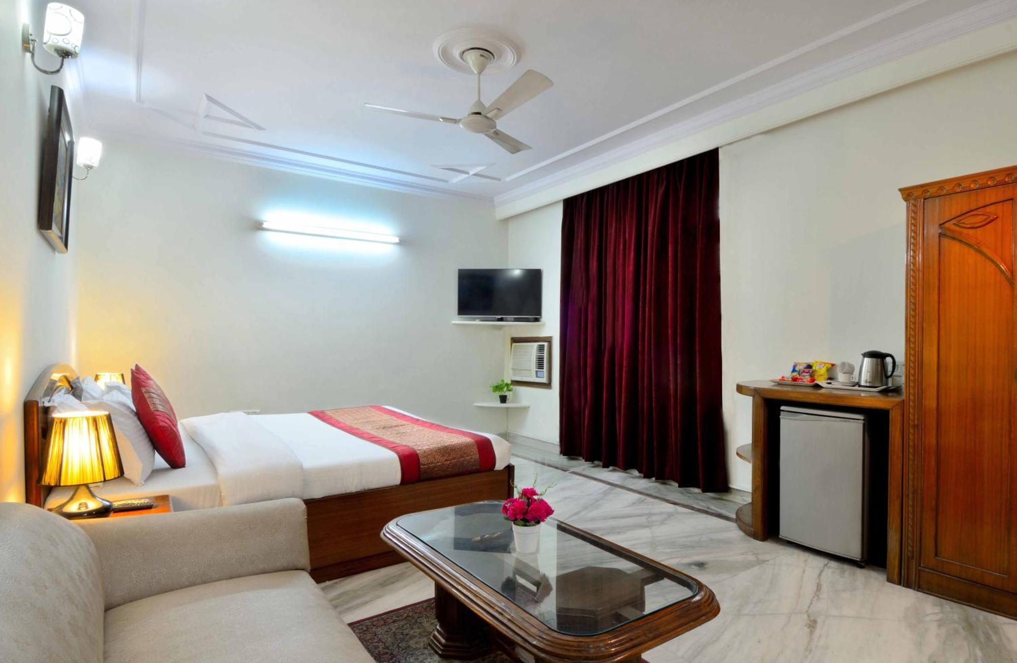 Hotel Pablas International, New Delhi, Near Metro Exterior foto