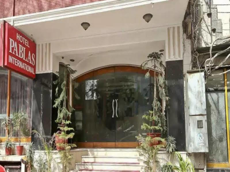 Hotel Pablas International, New Delhi, Near Metro Exterior foto